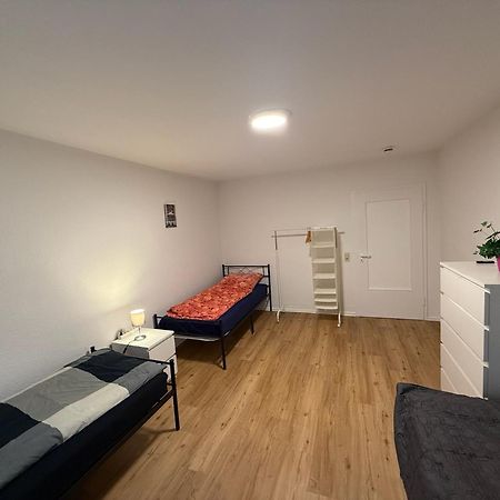 Big, Cosy And Central Apartment คาร์ลสรูเฮอ ภายนอก รูปภาพ