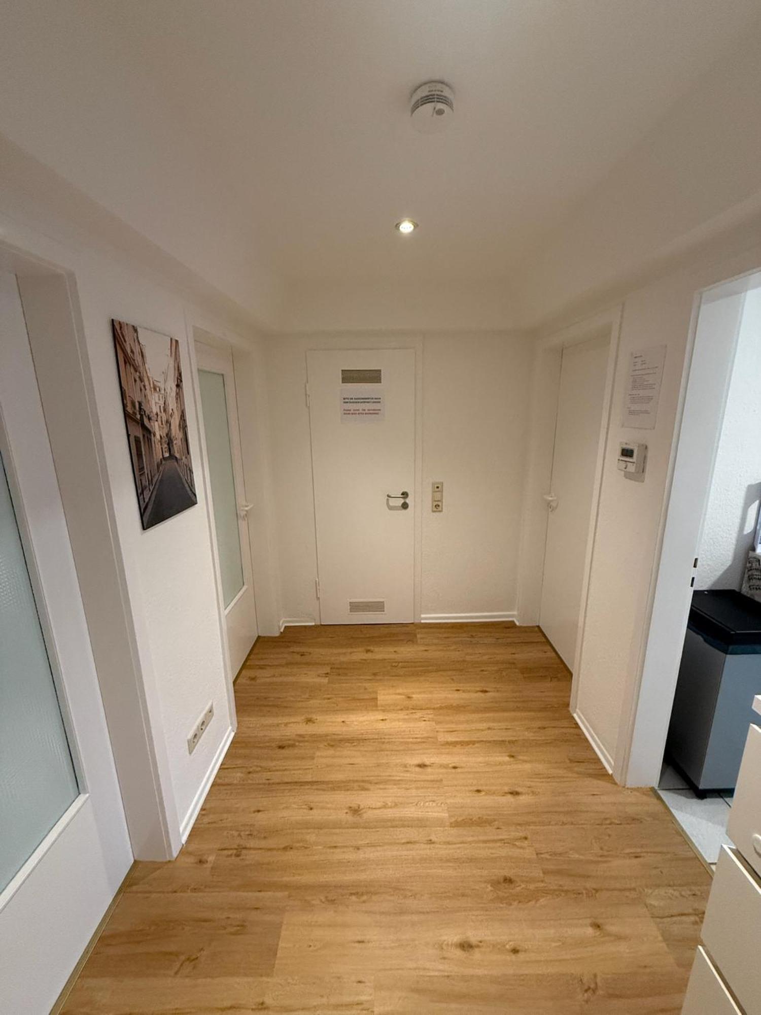 Big, Cosy And Central Apartment คาร์ลสรูเฮอ ภายนอก รูปภาพ