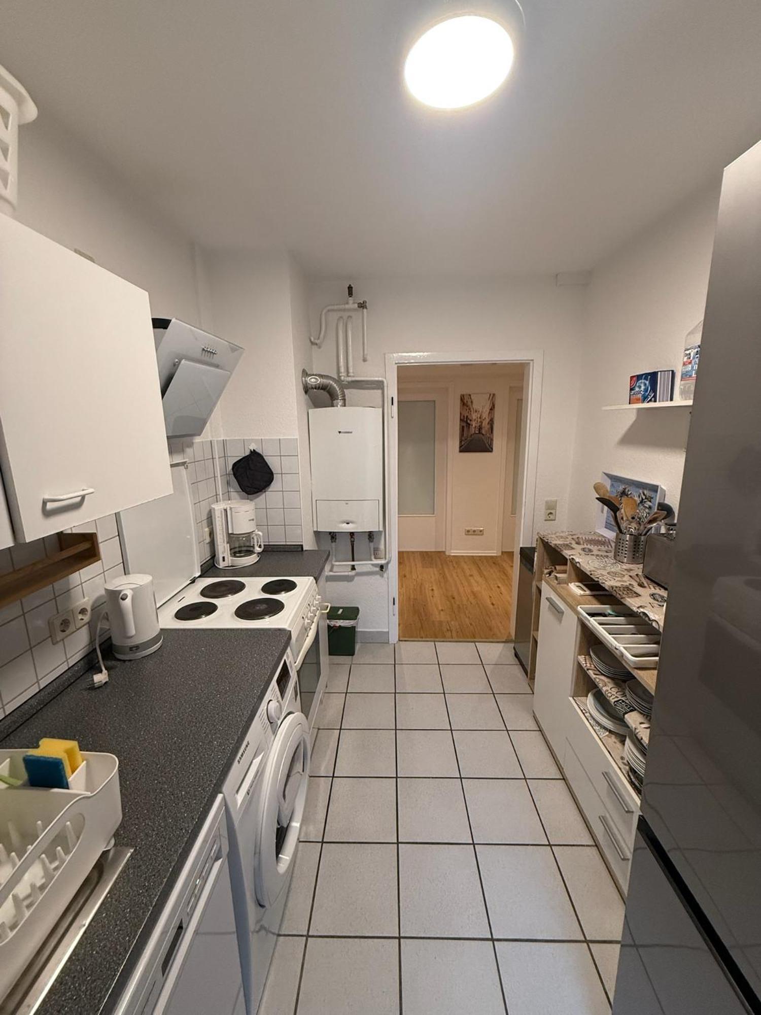 Big, Cosy And Central Apartment คาร์ลสรูเฮอ ภายนอก รูปภาพ